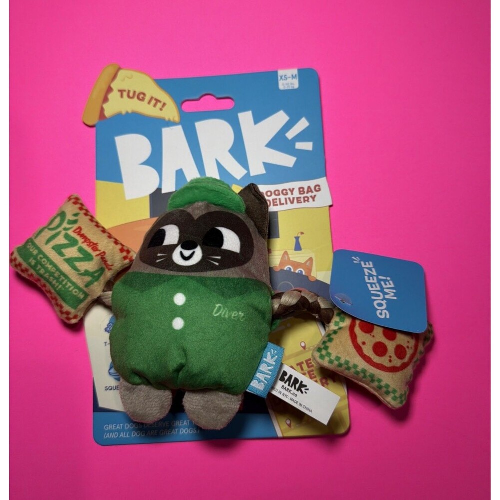 New Bark Box " Late Bite Delivery Guy " Dog Toy Raccoon Delivering Pizza XS/M Sz